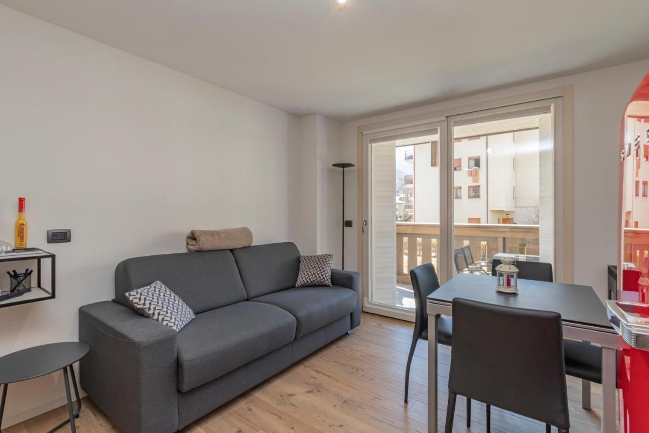 Cristallo Apartment - Ristrutturato Nuovo Centro Априка Екстериор снимка