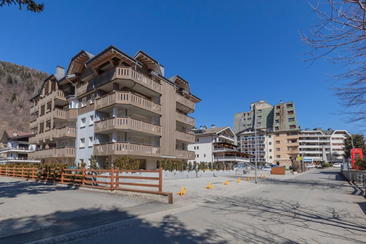Cristallo Apartment - Ristrutturato Nuovo Centro Априка Екстериор снимка