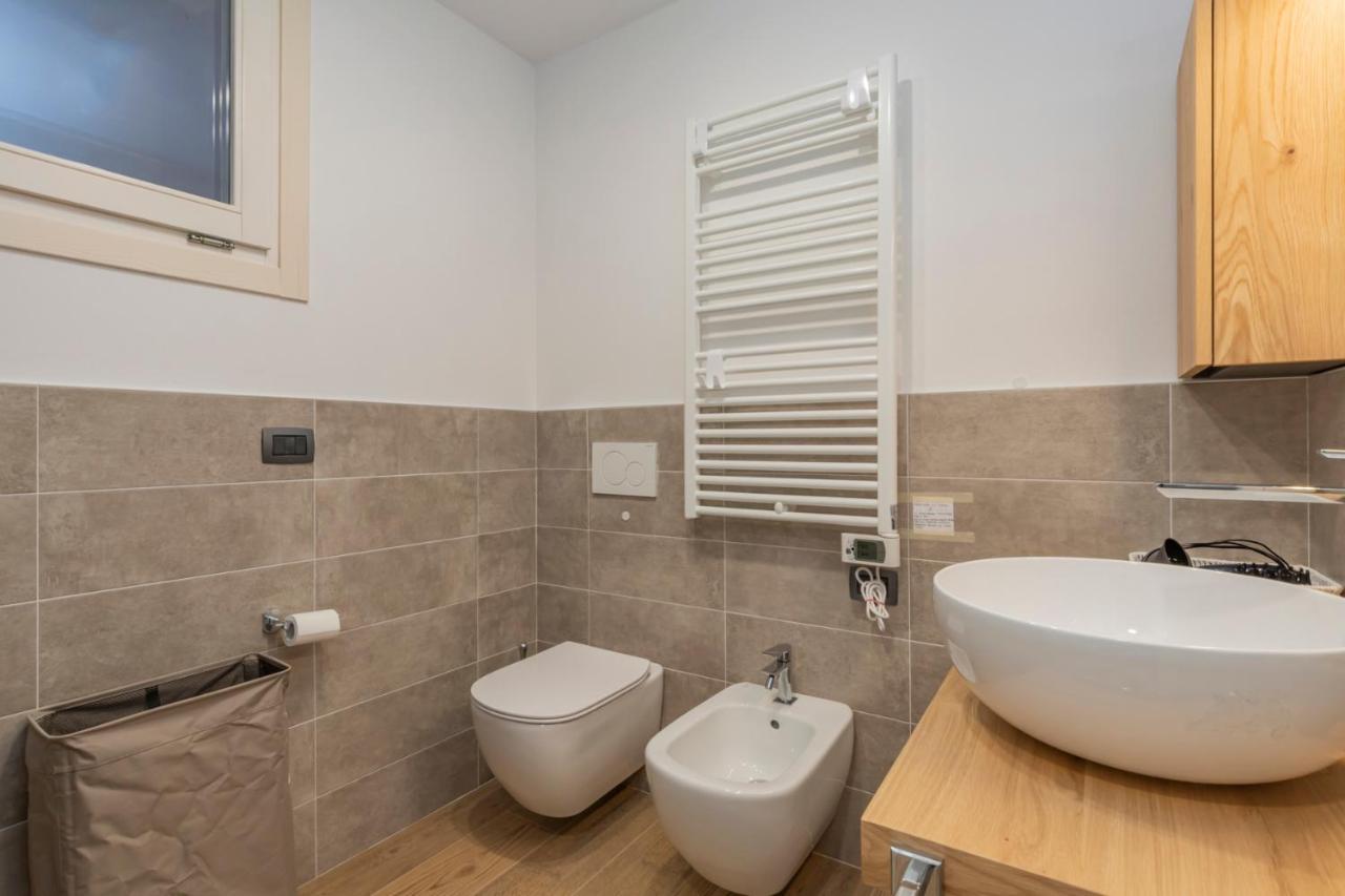 Cristallo Apartment - Ristrutturato Nuovo Centro Априка Екстериор снимка